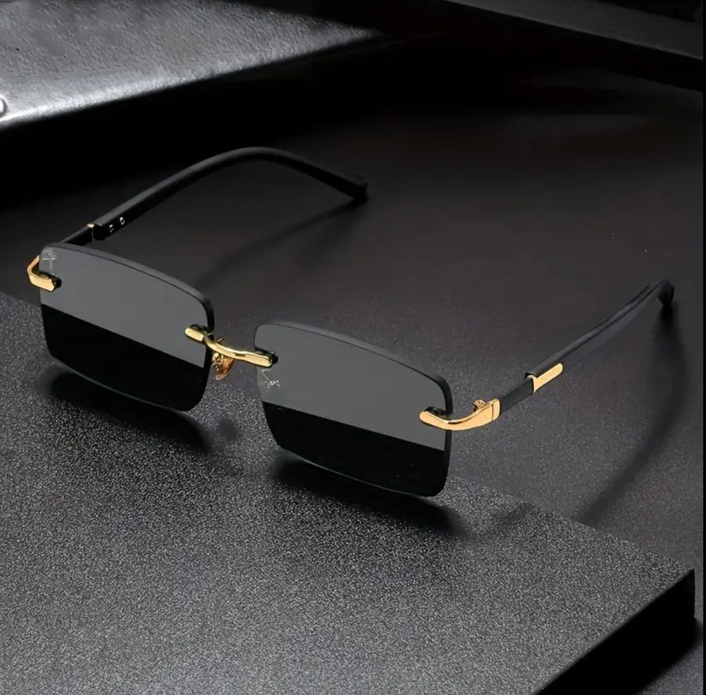 Noir Luxe Frames